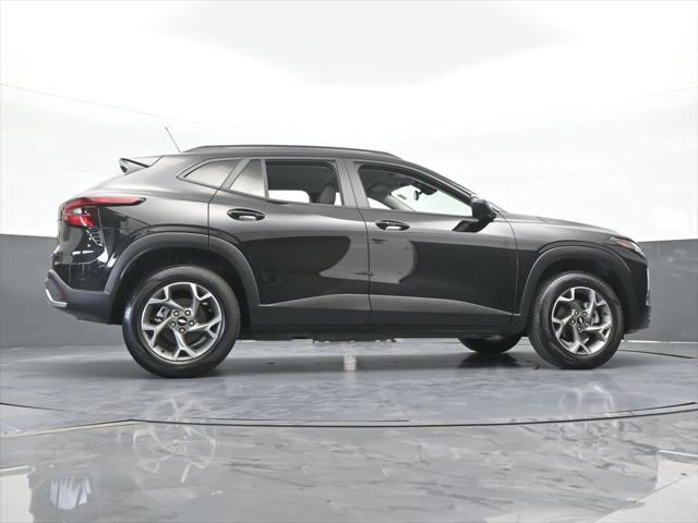 2025 Chevrolet Trax FWD LT