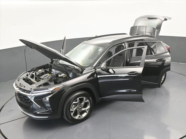 2025 Chevrolet Trax FWD LT