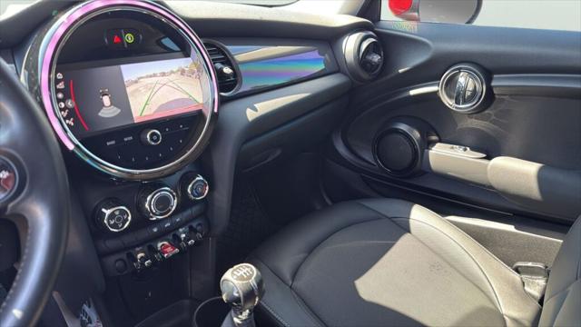 2024 MINI Hardtop Cooper
