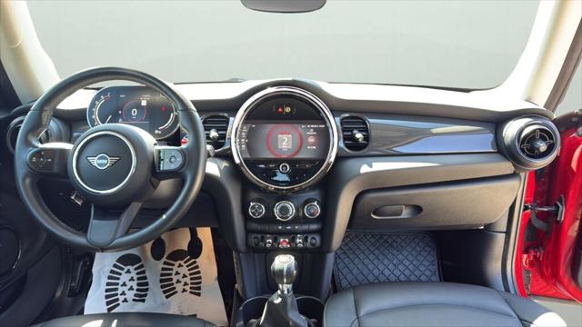 2024 MINI Hardtop Cooper