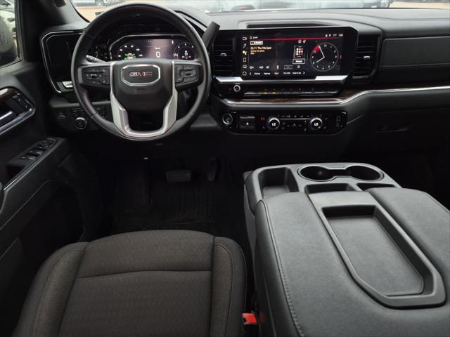 2024 GMC Sierra 1500 4WD Crew Cab Short Box Elevation with 3SB