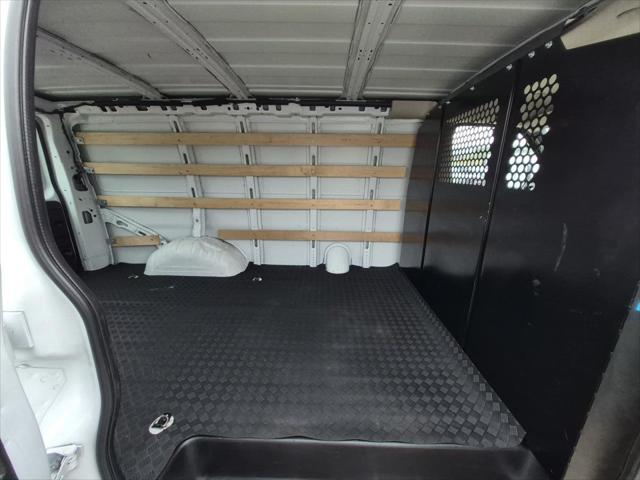 2024 GMC Savana Cargo RWD 2500 Regular Wheelbase Work Van