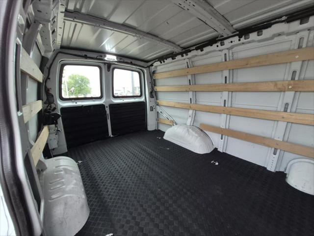 2024 GMC Savana Cargo RWD 2500 Regular Wheelbase Work Van