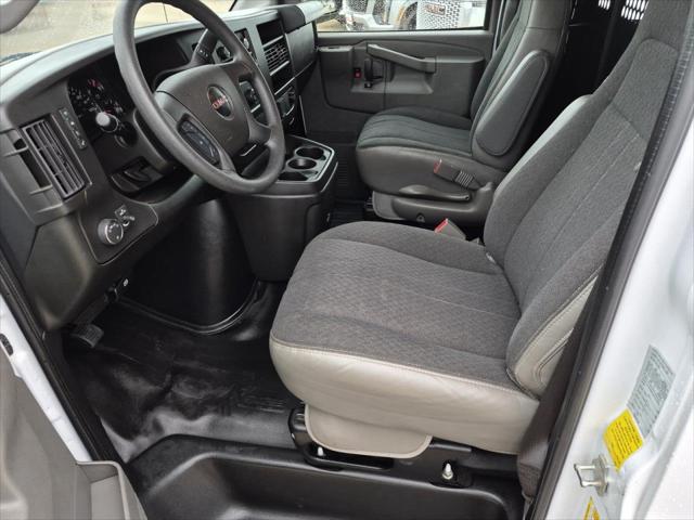 2024 GMC Savana Cargo RWD 2500 Regular Wheelbase Work Van
