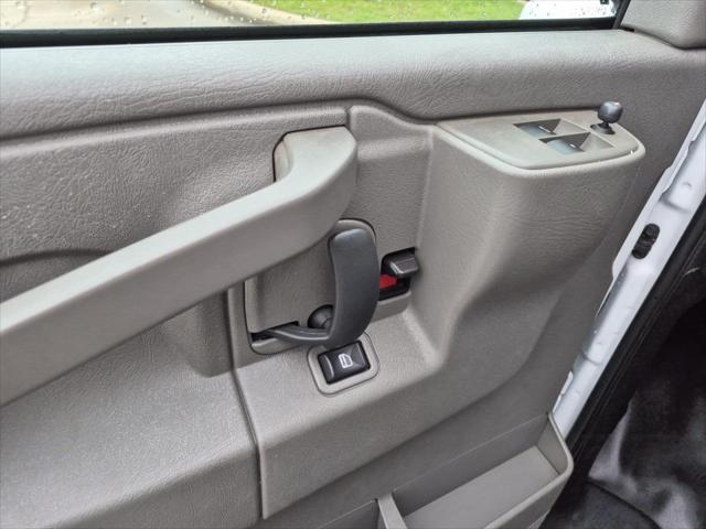 2024 GMC Savana Cargo RWD 2500 Regular Wheelbase Work Van