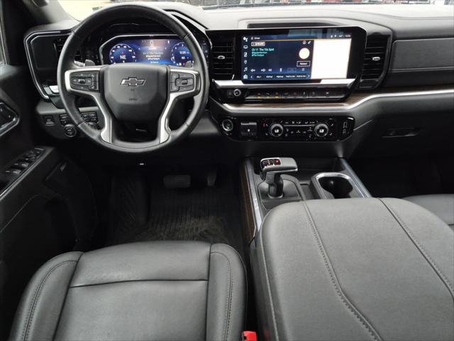 2023 Chevrolet Silverado 1500 4WD Crew Cab Short Bed RST