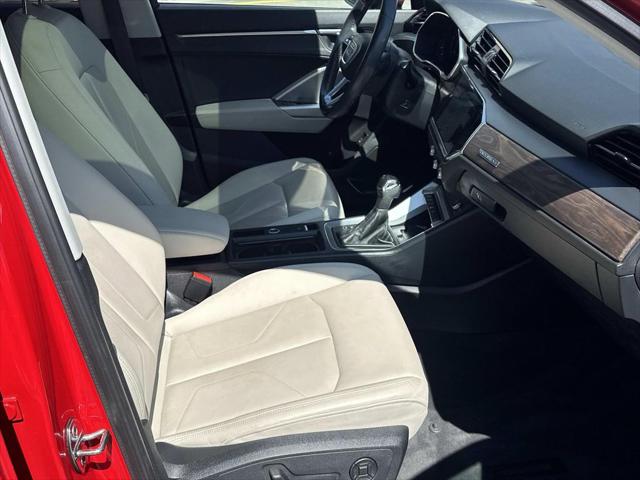 2020 Audi Q3 Premium Plus 45 TFSI S line quattro Tiptronic