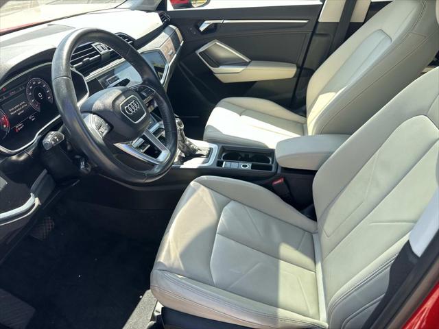 2020 Audi Q3 Premium Plus 45 TFSI S line quattro Tiptronic