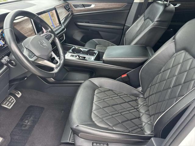 2024 Volkswagen Atlas 2.0T SEL Premium R-Line