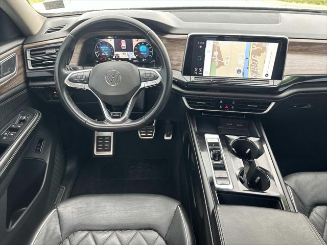 2024 Volkswagen Atlas 2.0T SEL Premium R-Line