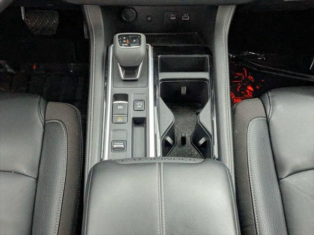 2024 Nissan Pathfinder SL FWD