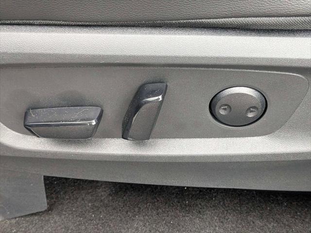 2024 Nissan Pathfinder SL FWD