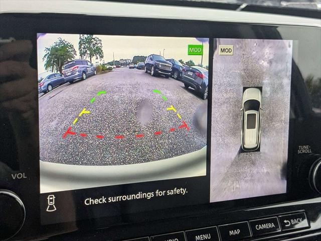 2024 Nissan Pathfinder SL FWD