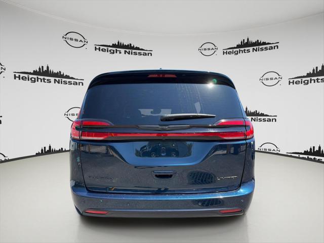 2025 Chrysler Pacifica Limited