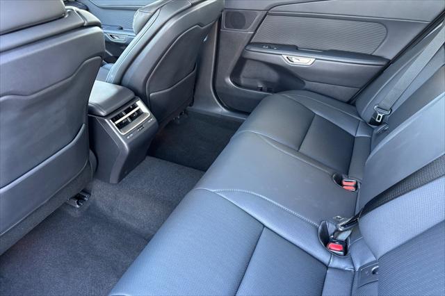 2026 Lexus ES 350 350