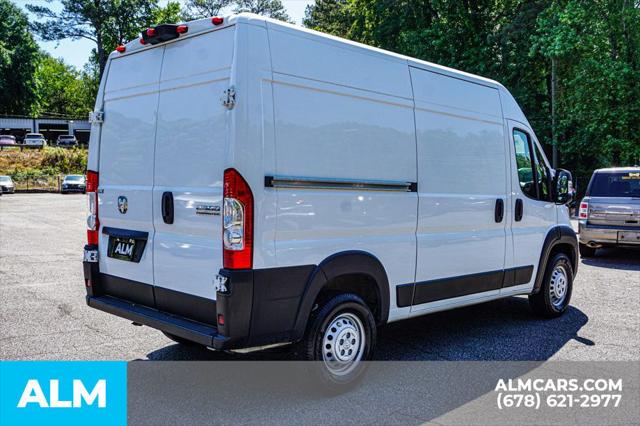 2025 Ram ProMaster 2500 Cargo Van Tradesman High Roof 136" WB w/Pass Seat