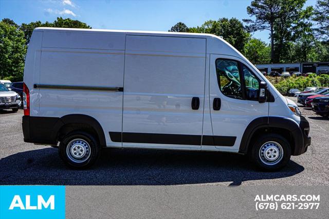 2025 Ram ProMaster 2500 Cargo Van Tradesman High Roof 136" WB w/Pass Seat