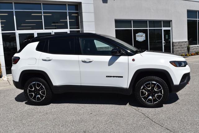 2025 Jeep Compass Trailhawk 4x4