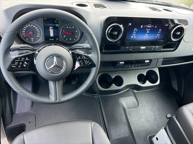 2026 Mercedes-Benz Sprinter 2500 Standard Roof 4-Cyl Diesel