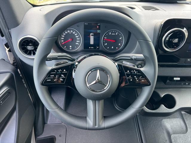 2026 Mercedes-Benz Sprinter 2500 Standard Roof 4-Cyl Diesel
