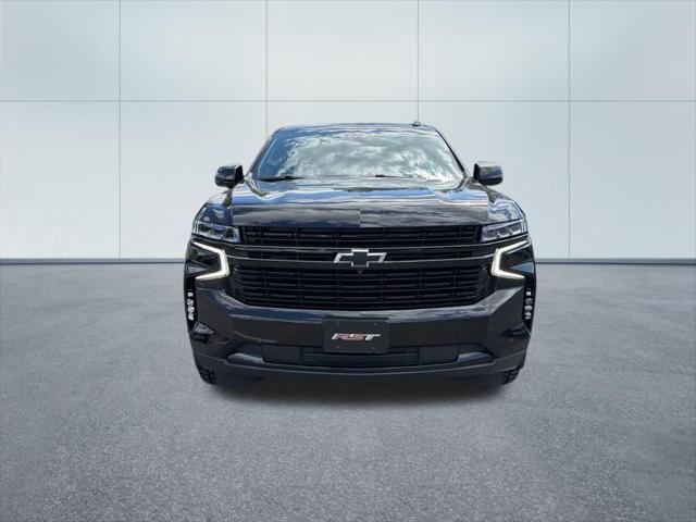 2023 Chevrolet Suburban 4WD RST