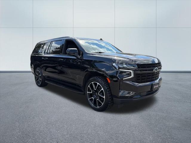 2023 Chevrolet Suburban 4WD RST