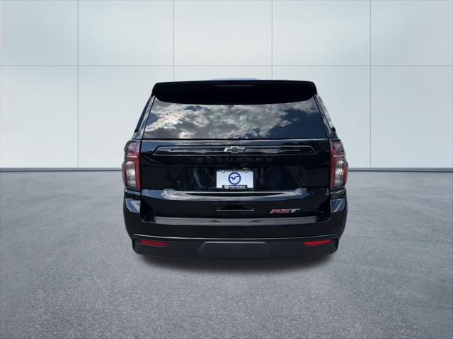 2023 Chevrolet Suburban 4WD RST