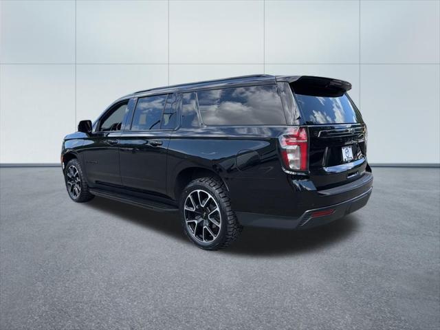 2023 Chevrolet Suburban 4WD RST