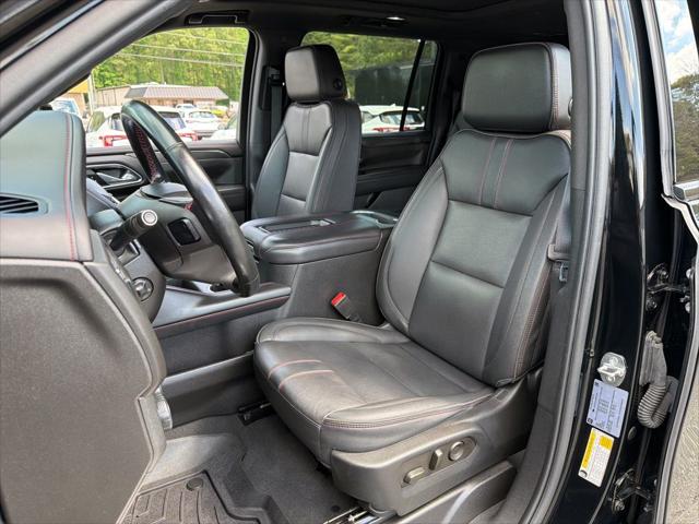2023 Chevrolet Suburban 4WD RST