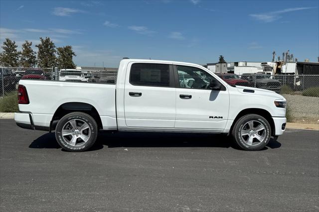2026 RAM Ram 1500 RAM 1500 EXPRESS CREW CAB 4X2 57 BOX