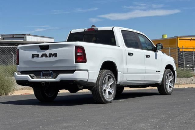 2026 RAM Ram 1500 RAM 1500 EXPRESS CREW CAB 4X2 57 BOX