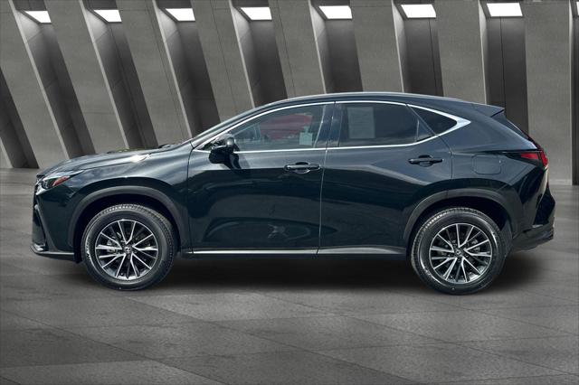 2025 Lexus NX 350h Premium