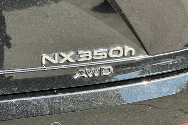 2025 Lexus NX 350h Premium