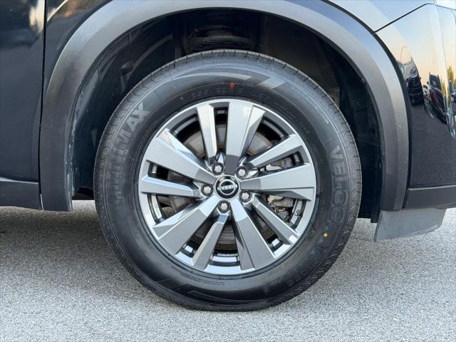 2025 Nissan Pathfinder SV 4WD