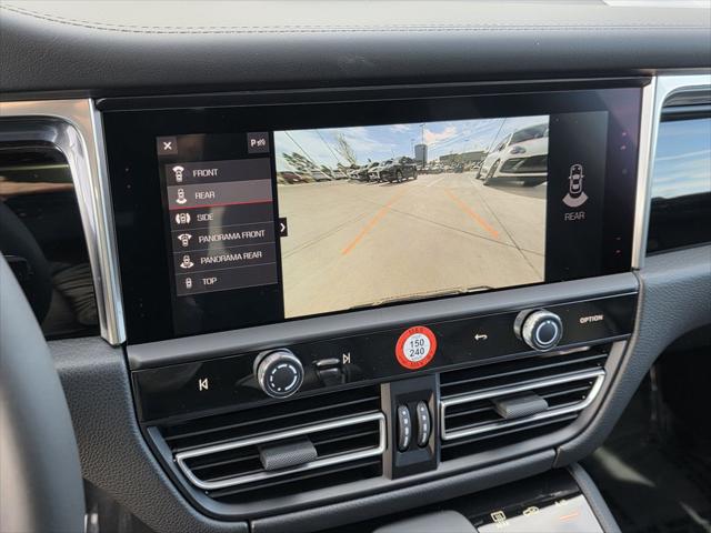 2026 Porsche Macan Unknown