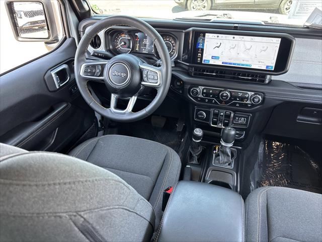 2024 Jeep Wrangler 4-Door Sahara 4x4