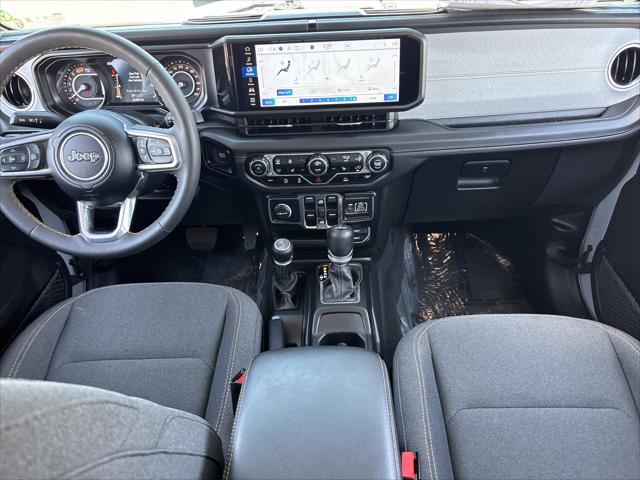 2024 Jeep Wrangler 4-Door Sahara 4x4