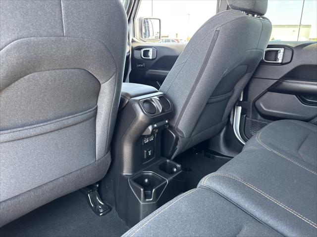 2024 Jeep Wrangler 4-Door Sahara 4x4