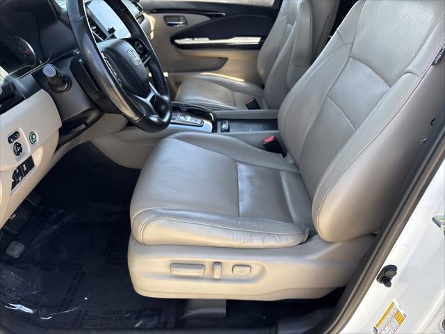 2020 Honda Pilot AWD Elite