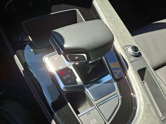 2023 Audi A4 Premium Plus 45 TFSI S line quattro S tronic