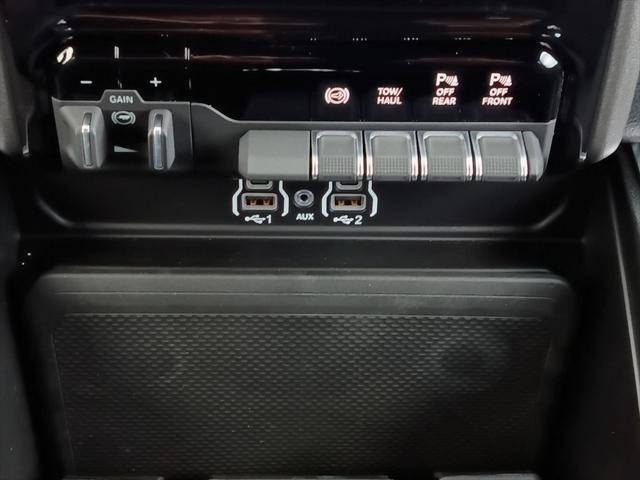2026 Ram 3500 Lone Star Crew Cab 4x4 8' Box