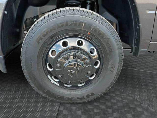 2026 Ram 3500 Lone Star Crew Cab 4x4 8' Box