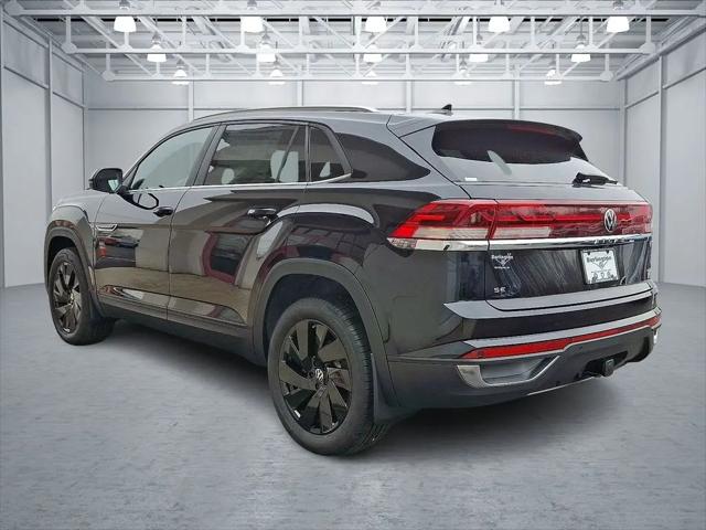 2026 Volkswagen Atlas Cross Sport SE with Technology