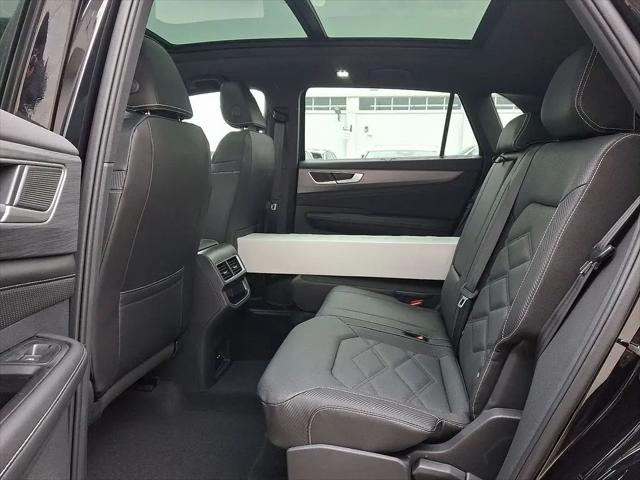 2026 Volkswagen Atlas Cross Sport SE with Technology