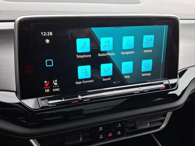 2026 Volkswagen Atlas Cross Sport SE with Technology