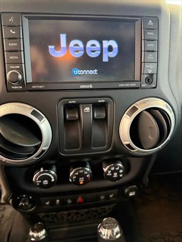 2018 Jeep Wrangler JK Sahara 4x4