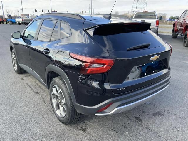 2025 Chevrolet Trax FWD LT