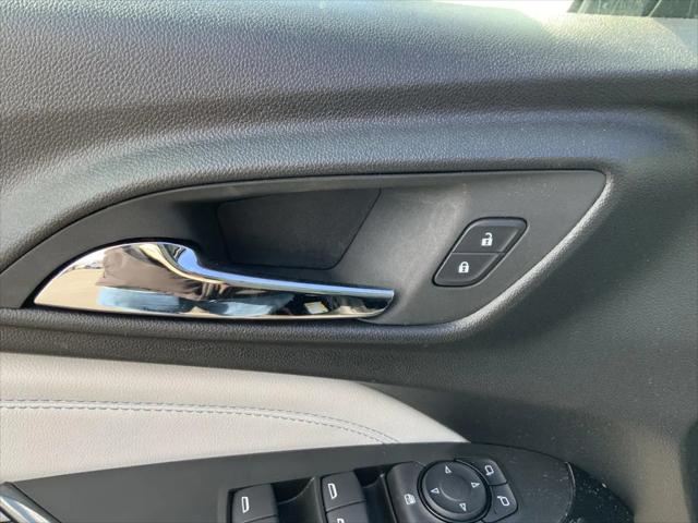 2025 Chevrolet Trax FWD LT