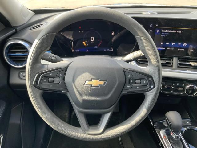2025 Chevrolet Trax FWD LT
