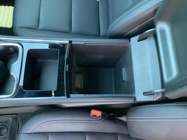 2025 Chevrolet Traverse AWD LT